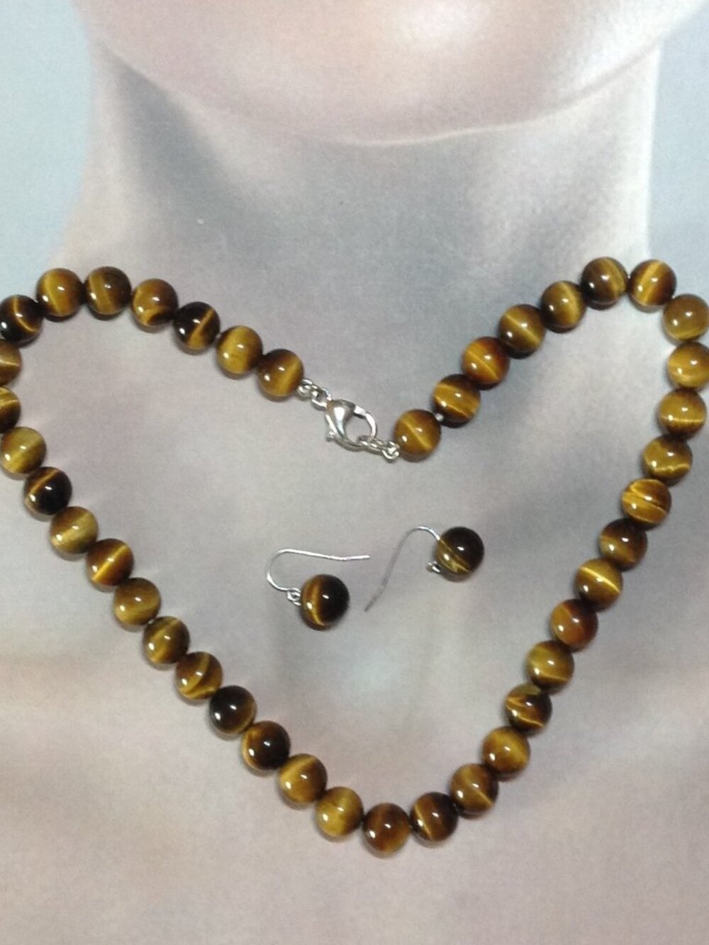 Tiger-Eye Gemstones Beads Necklace and Earring.